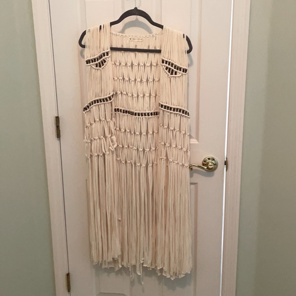 Accent sweater with fringe